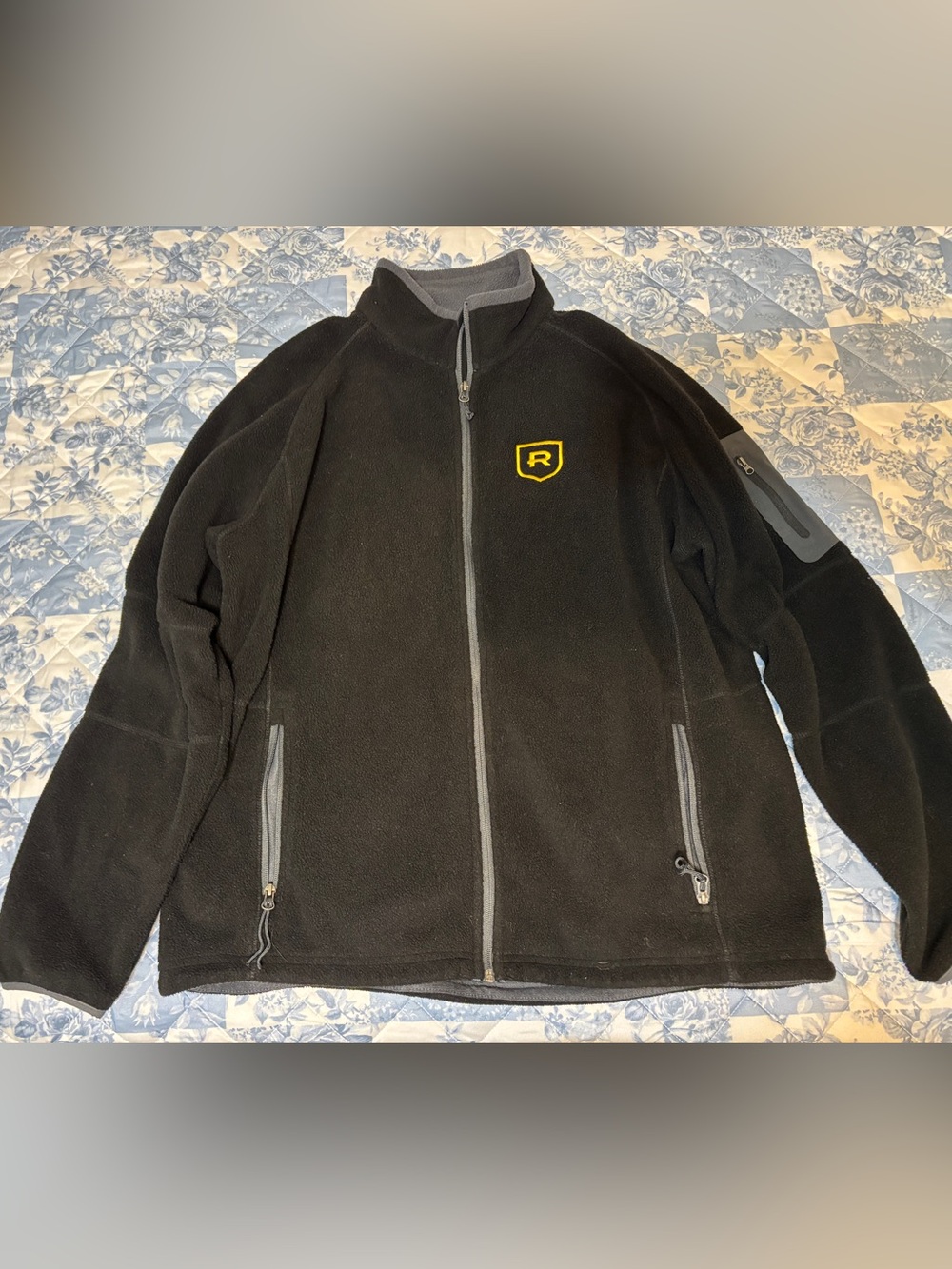 Restoration Project x Port Authority Black Fleece Zip Up Men’s XL